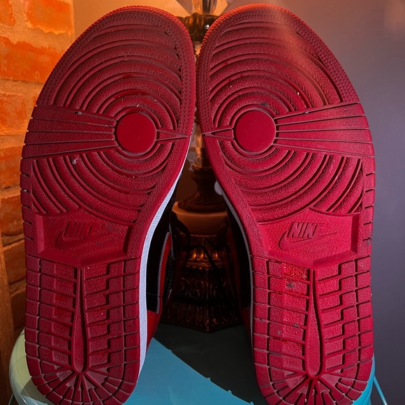 Air Jordan 1 retro high us9.5 - Picture 6 of 6